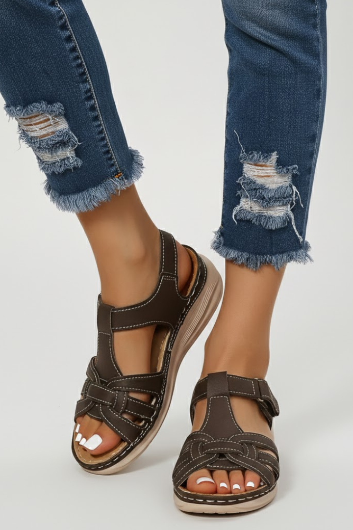 Grace | Women’s Retro Strap Sandals with Buckle Fastening