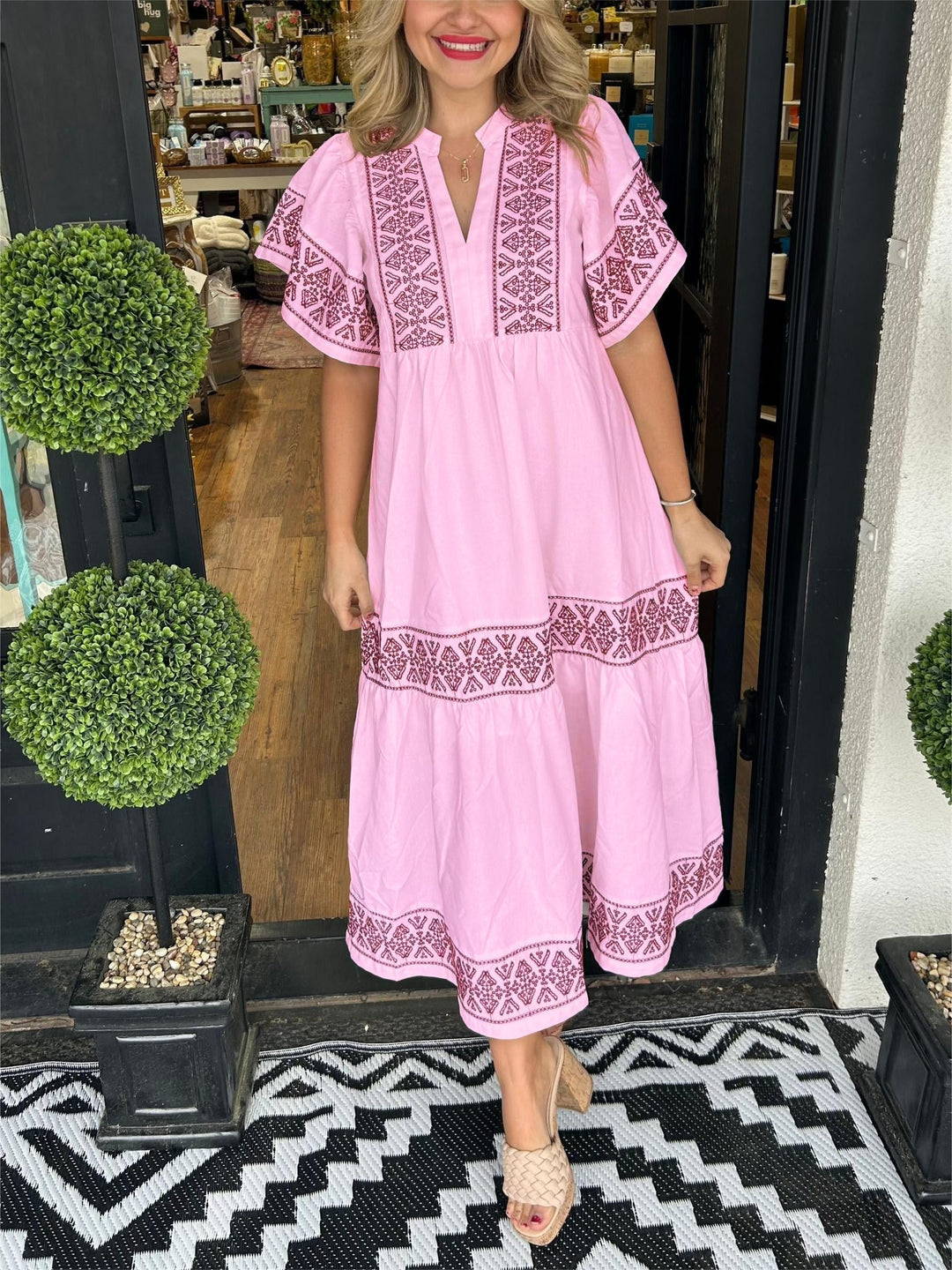 Boho Maxi Dress V-Neck Embroidered Tummy Control Flowy - Pink