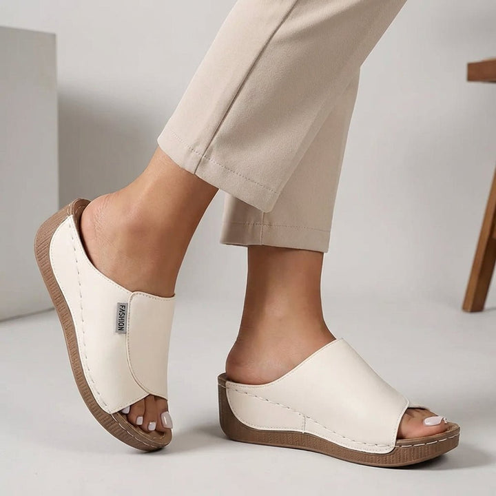Orthopedic Wedge Slippers Open Toe Slip-On Black - White