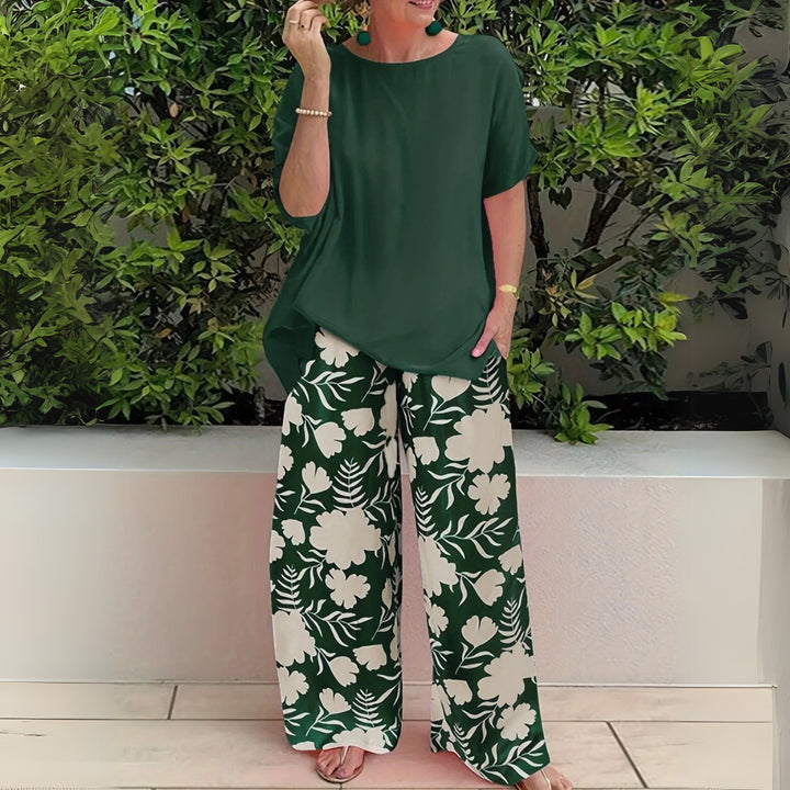 Plus Size Two-Piece Set Floral Wide-Leg Trousers Relaxed Top - Forest Green