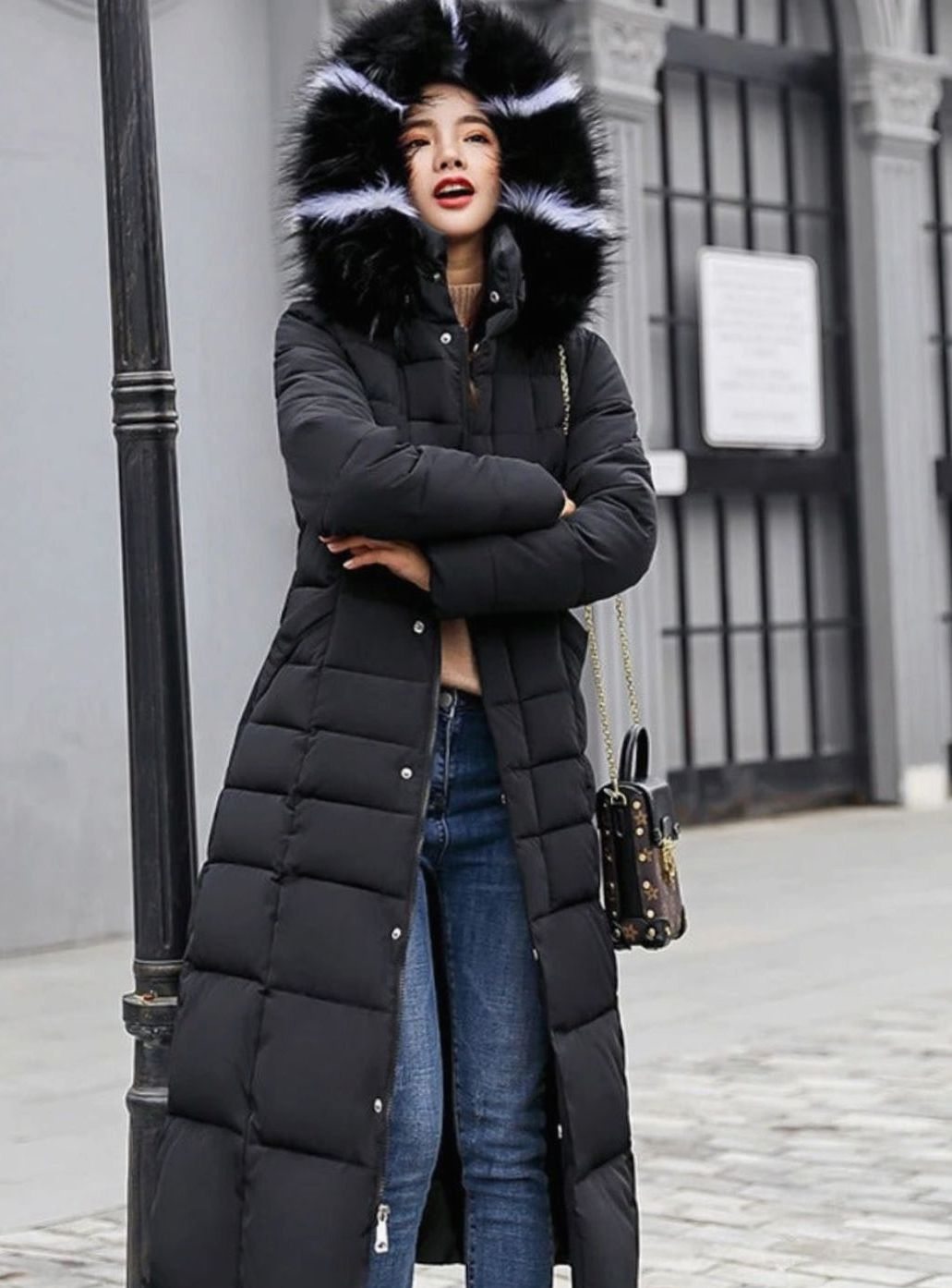 Women's Belted Long Hooded Quilted Puffer Coat - Black