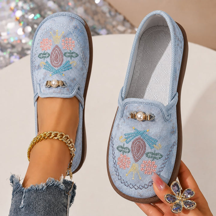 Women's Embroidered Floral Loafers Pearl Detail - Gray