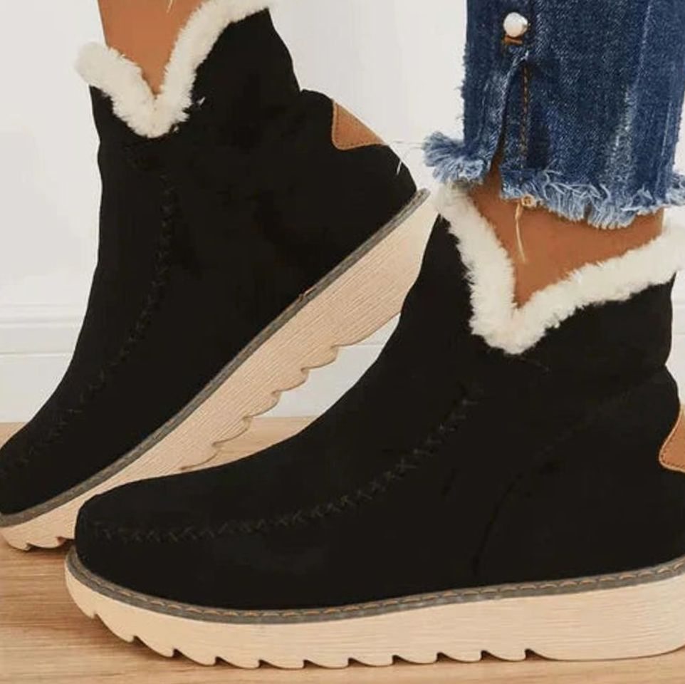 Women's Faux-Fur Lined Slip-On Warm Ankle Boots - Black