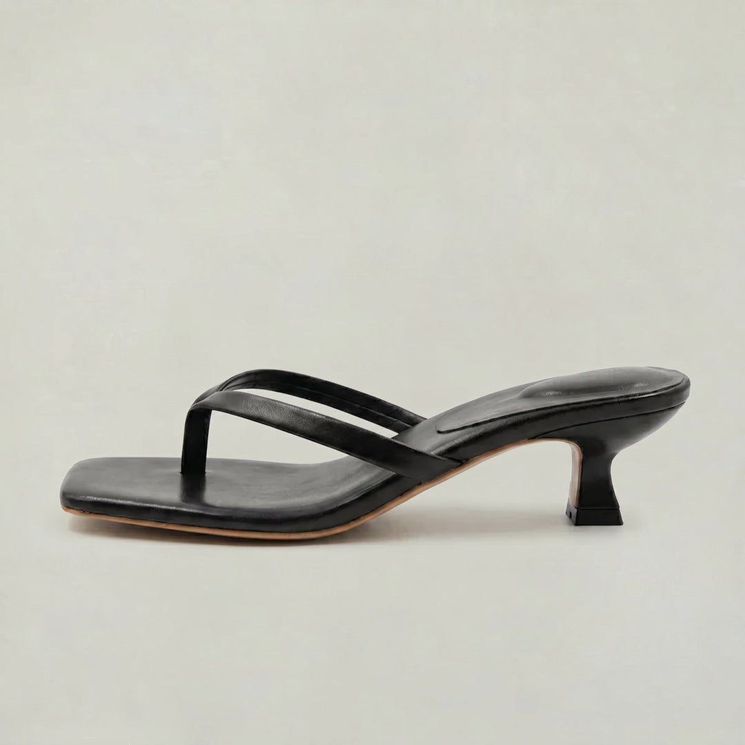 Women's Kitten Heel Thong Slip-On Sandals - Black