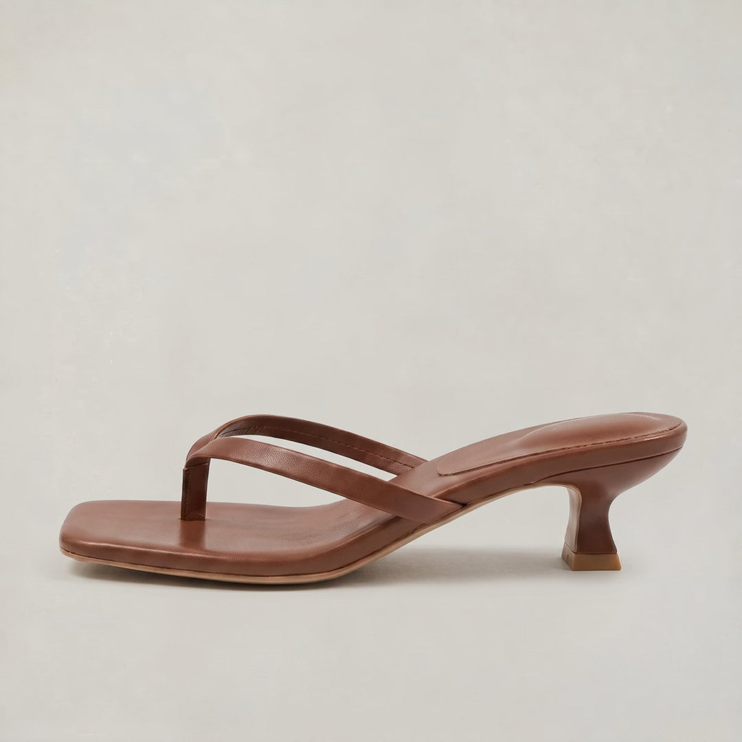 Women's Kitten Heel Thong Slip-On Sandals - Brown