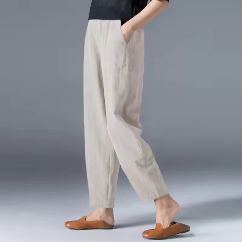 Women's Lightweight Elastic-Waist Tapered Ankle Trousers