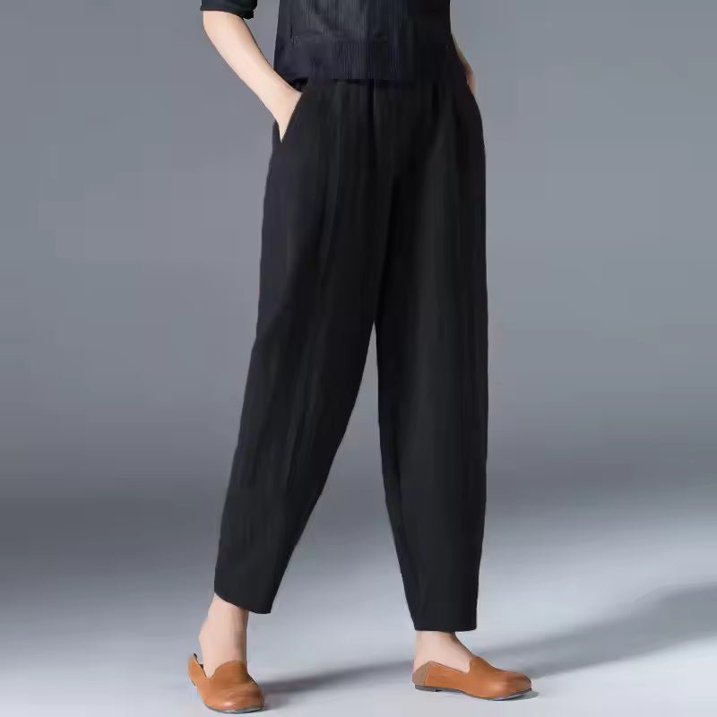 Women's Lightweight Elastic-Waist Tapered Ankle Trousers - Black
