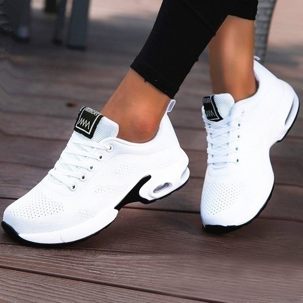 Women's Orthopedic Breathable Mesh Lace-Up Trainers - Wit