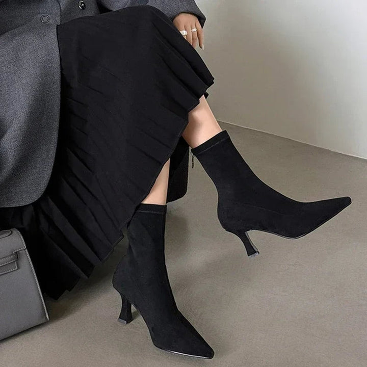 Women's Pointed Toe Sock Ankle Boots Kitten Heel Pull-On - Black