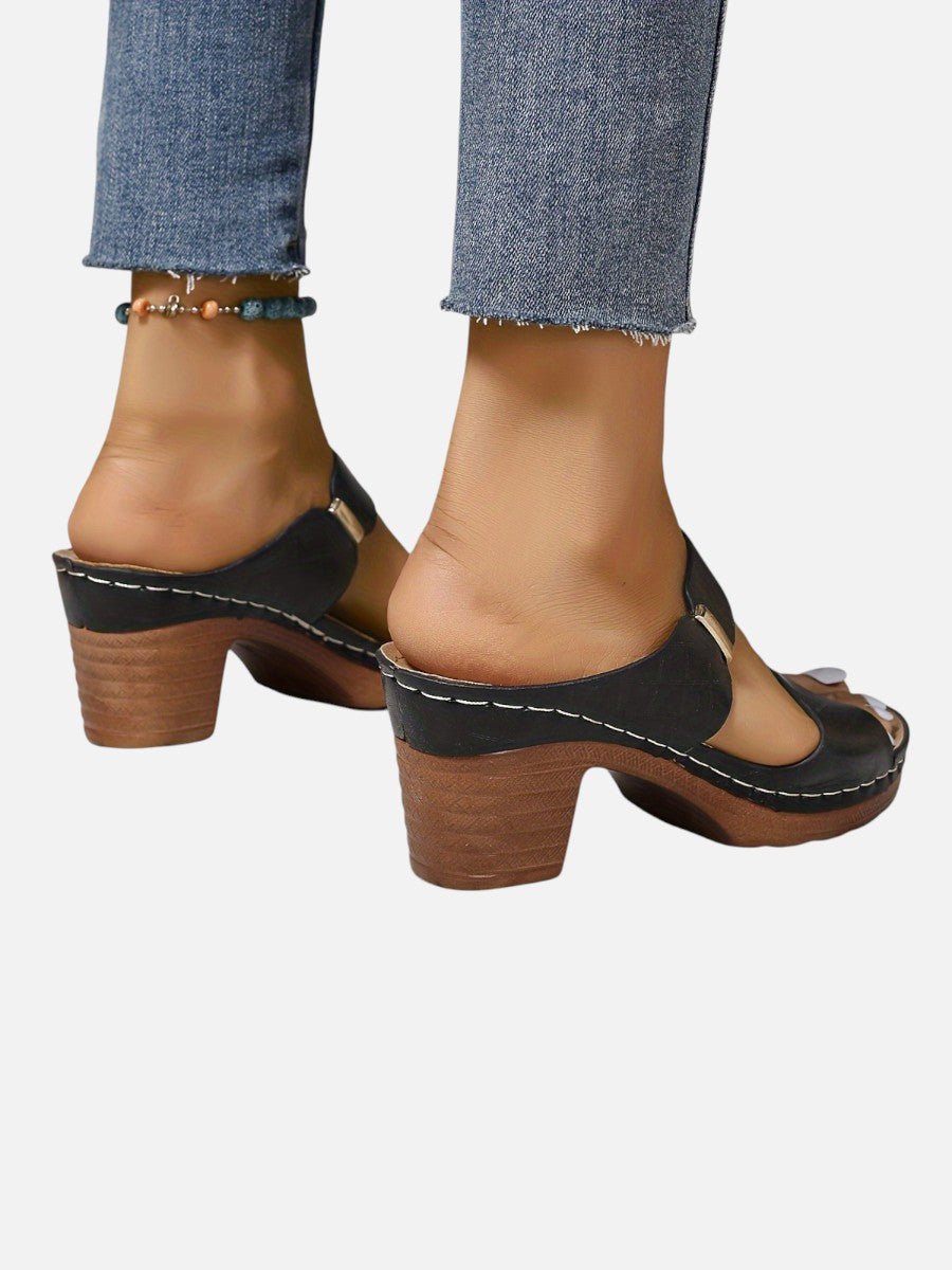 Women's Quilted Faux Leather Block Heel Open Toe Mule Sandals