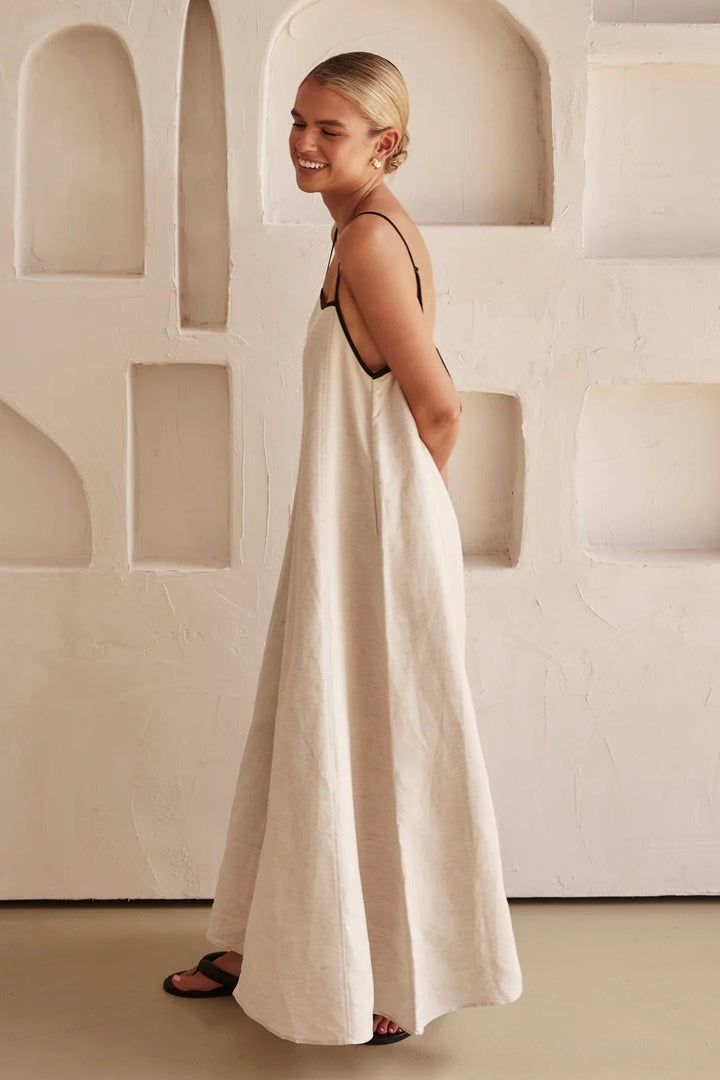 Women's Relaxed-Fit Linen Maxi Dress with Adjustable Straps