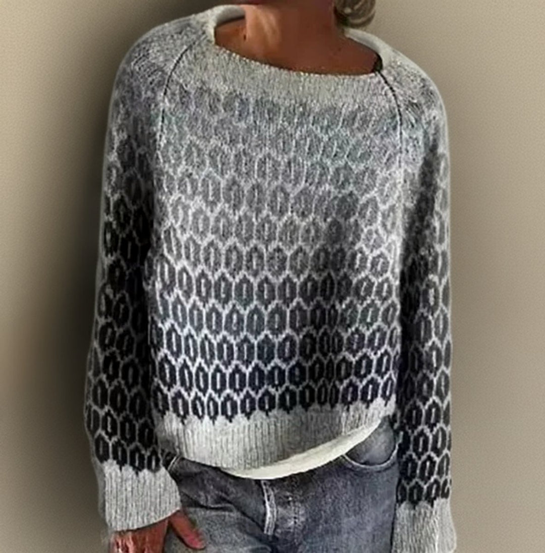 Women's Relaxed-Fit Round-Neck Gradient Knit Sweater - Grey