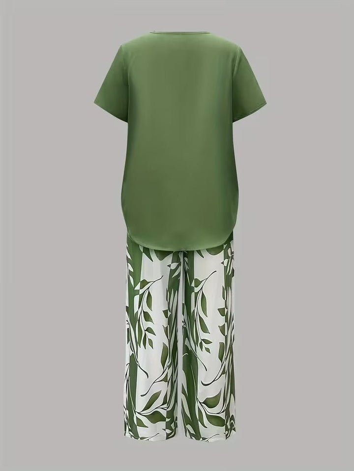 Women's Relaxed Leaf Print Two Piece Coordinated Set