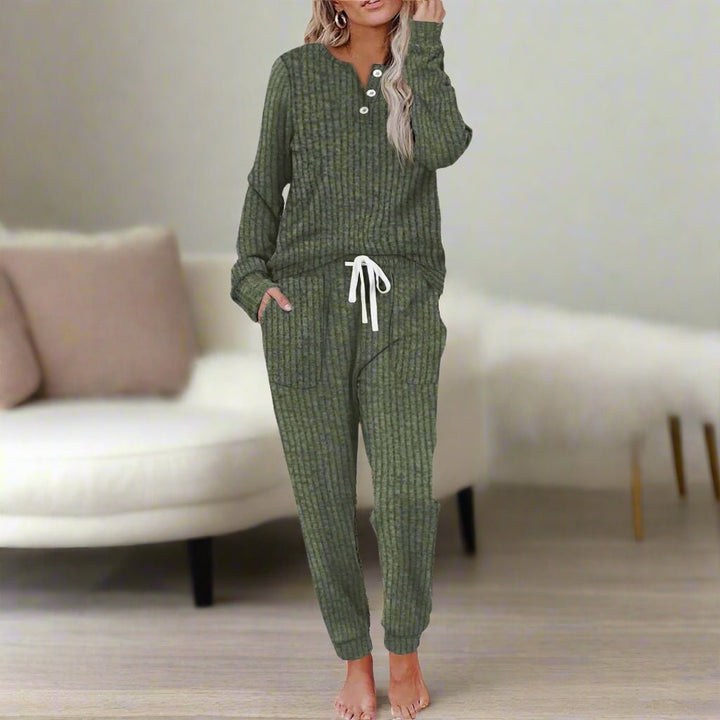 Women's Ribbed Button-Neck Long-Sleeve Loungewear Two-Piece Set - Leaf Green