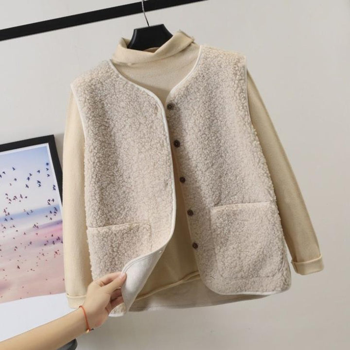 Women's Sherpa Fleece Button-Front Sleeveless Gilet - Beige