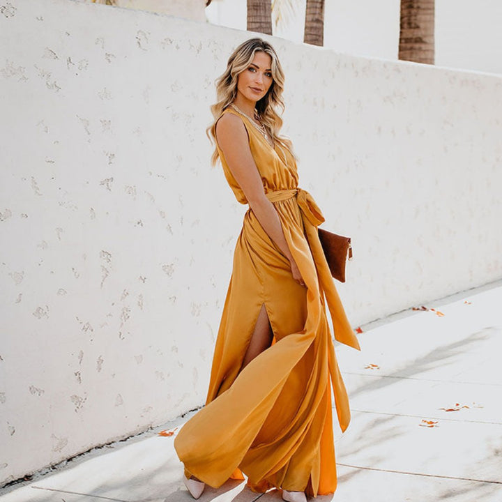 Women's Sleeveless Side-Split Tie-Waist Maxi Dress - Geel