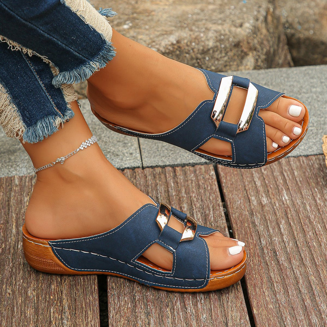 Women's Slide Sandals Buckle Detail Platform Comfort