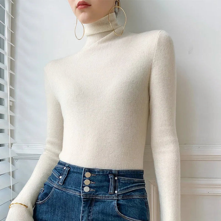 Women's Slim-Fit Cashmere Turtleneck Jumper - Cream