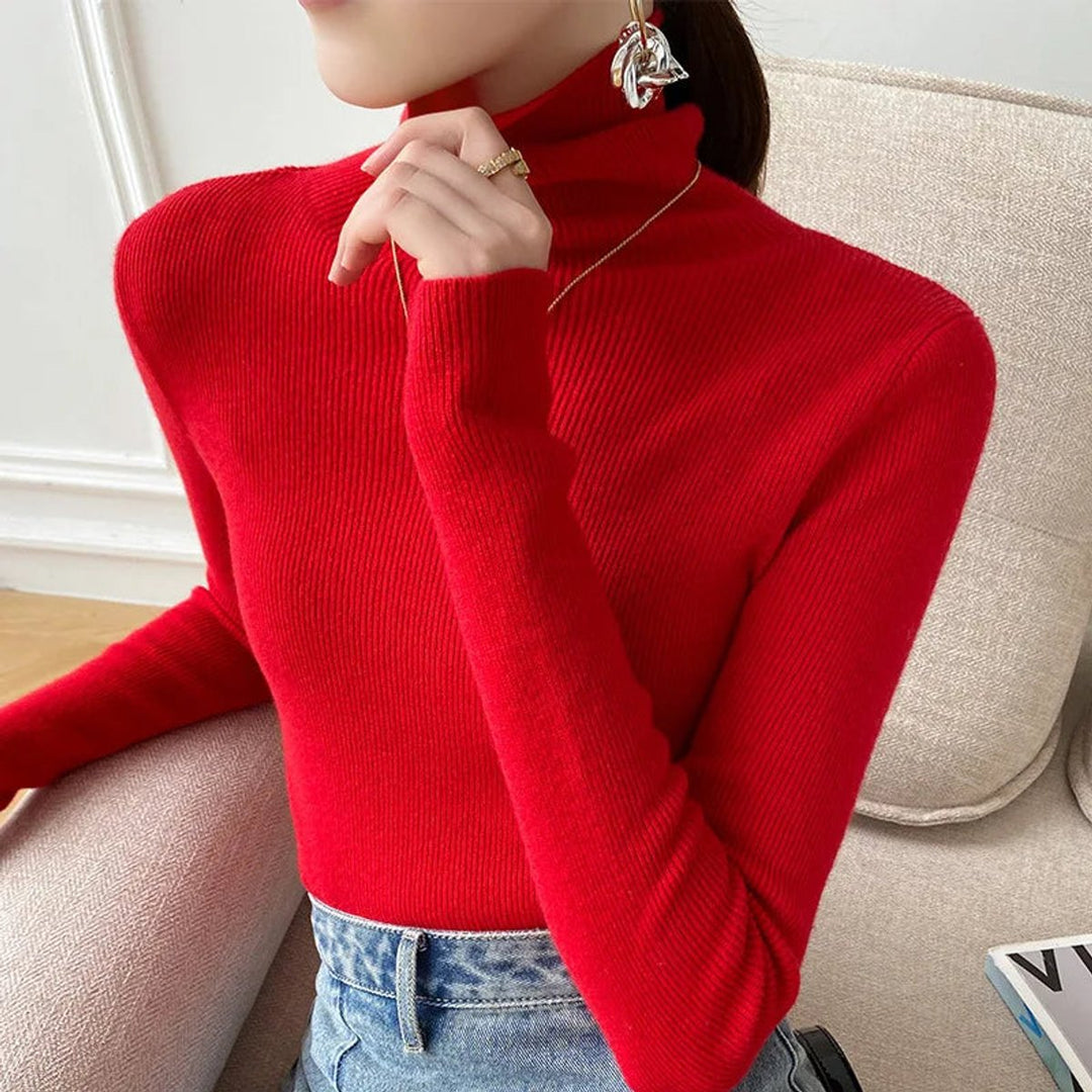 Women's Slim-Fit Cashmere Turtleneck Jumper - Red