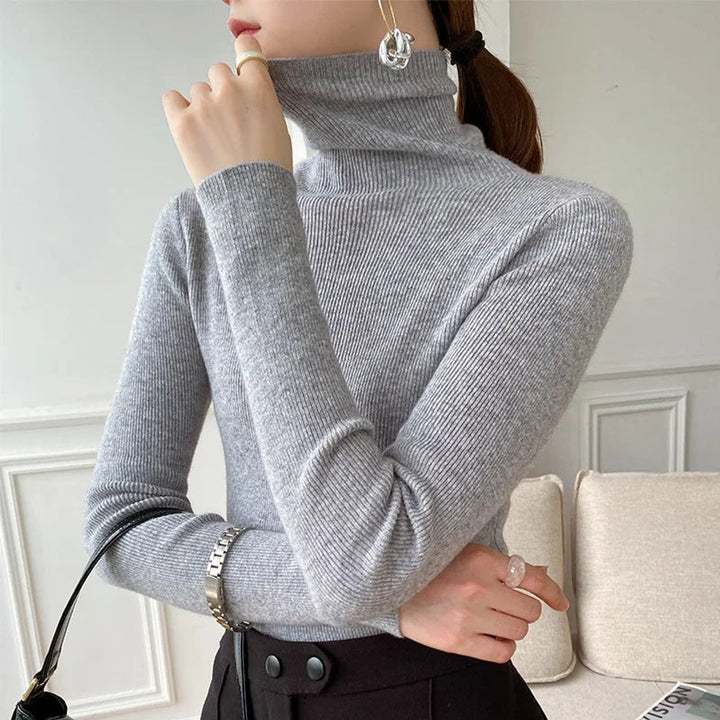 Women's Slim-Fit Cashmere Turtleneck Jumper - Grey