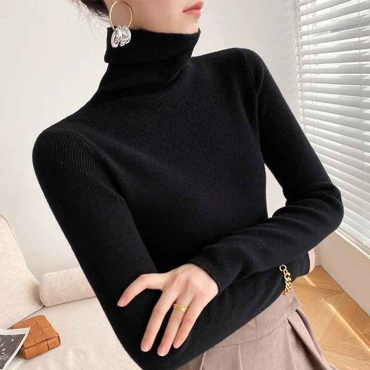 Women's Slim-Fit Cashmere Turtleneck Jumper - Black